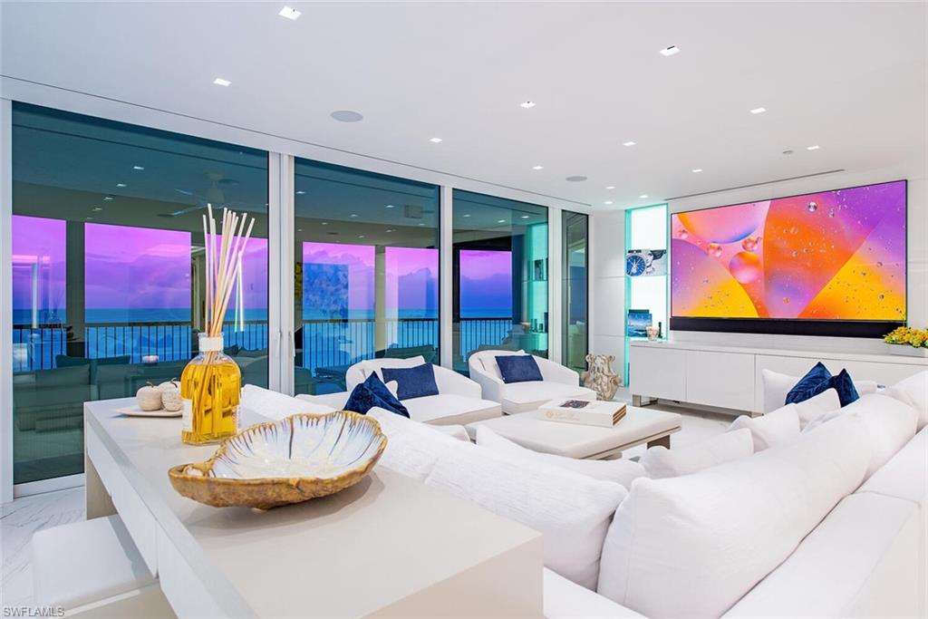 REMINGTON AT BAY COLONY - Residential