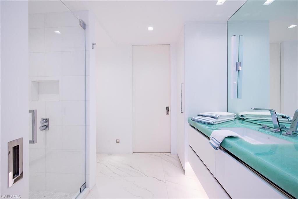 REMINGTON AT BAY COLONY - Residential