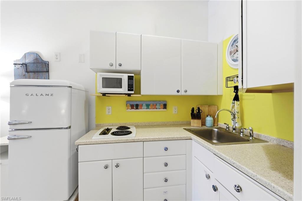 PORT OF THE ISLANDS - Residential