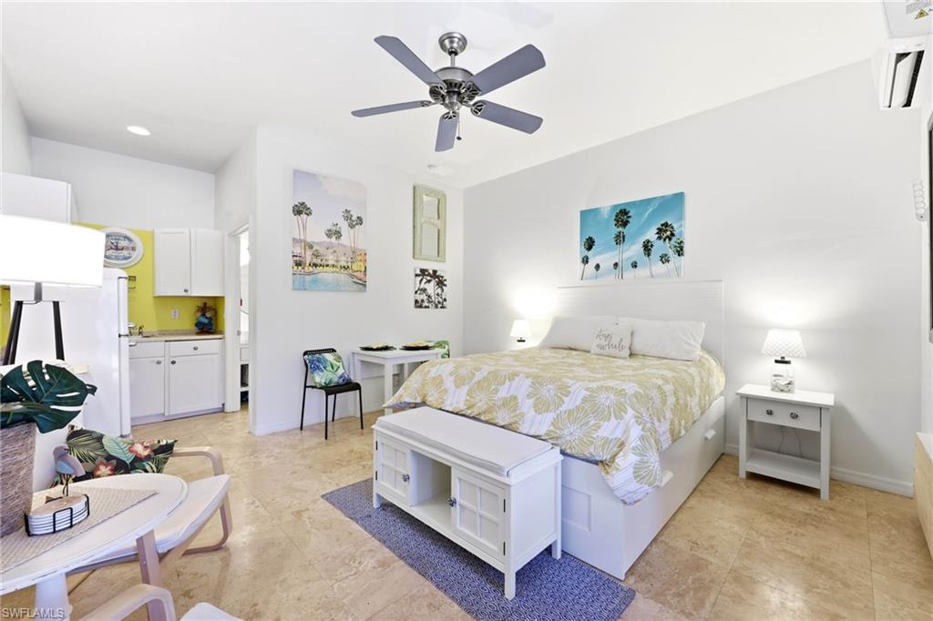 PORT OF THE ISLANDS - Residential