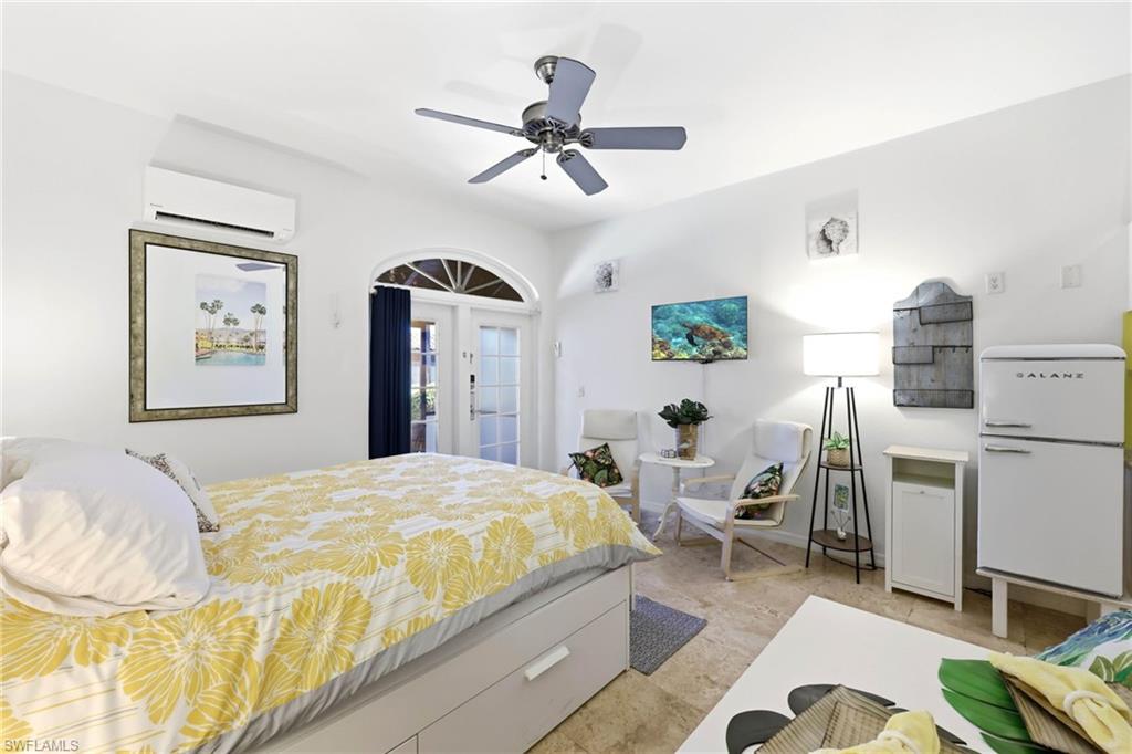 PORT OF THE ISLANDS - Residential