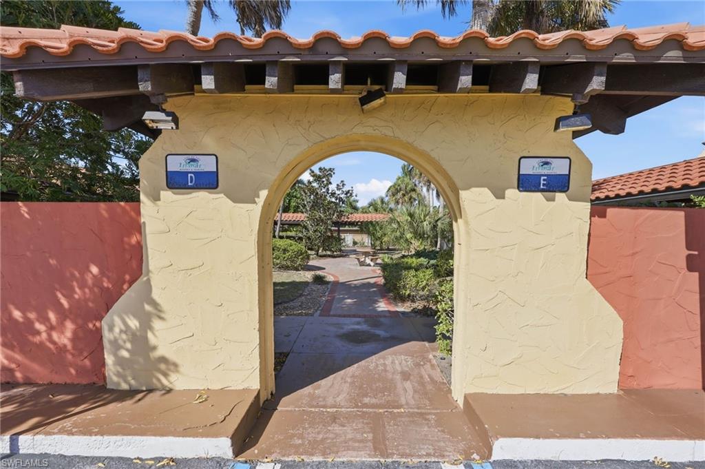 PORT OF THE ISLANDS - Residential