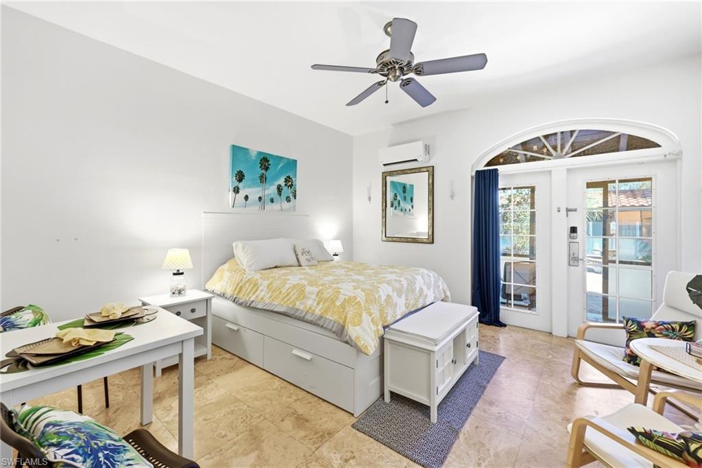 PORT OF THE ISLANDS - Residential