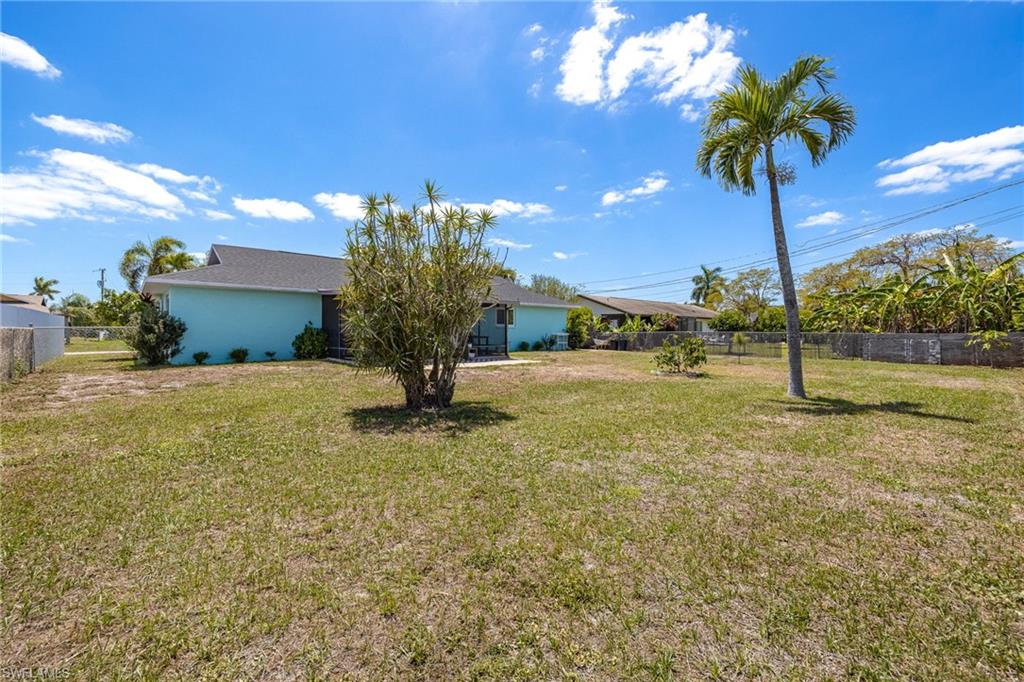 CAPE CORAL - Residential