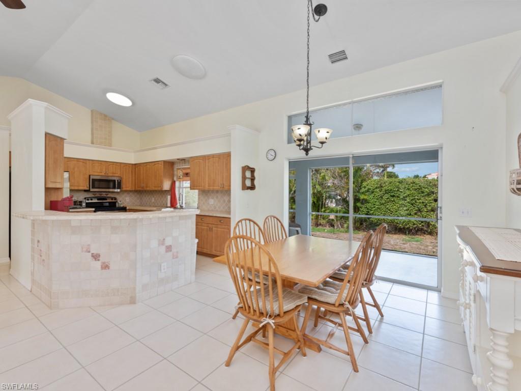 MARCO BEACH - Residential