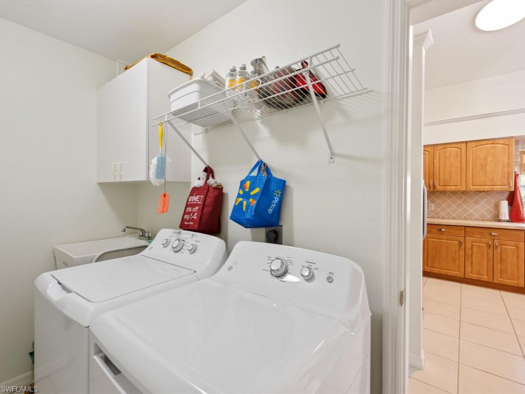 MARCO BEACH - Residential