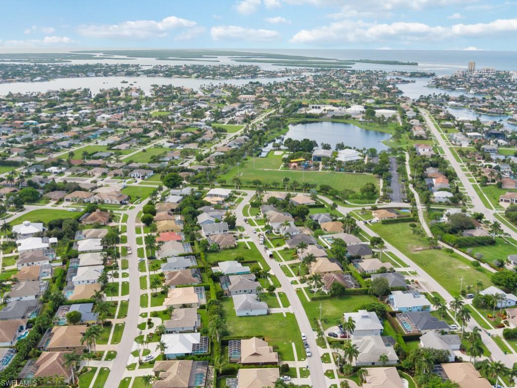 MARCO BEACH - Residential