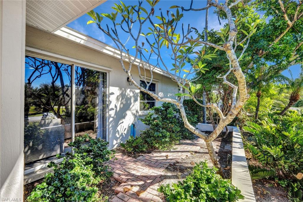 GUMBO LIMBO - Residential