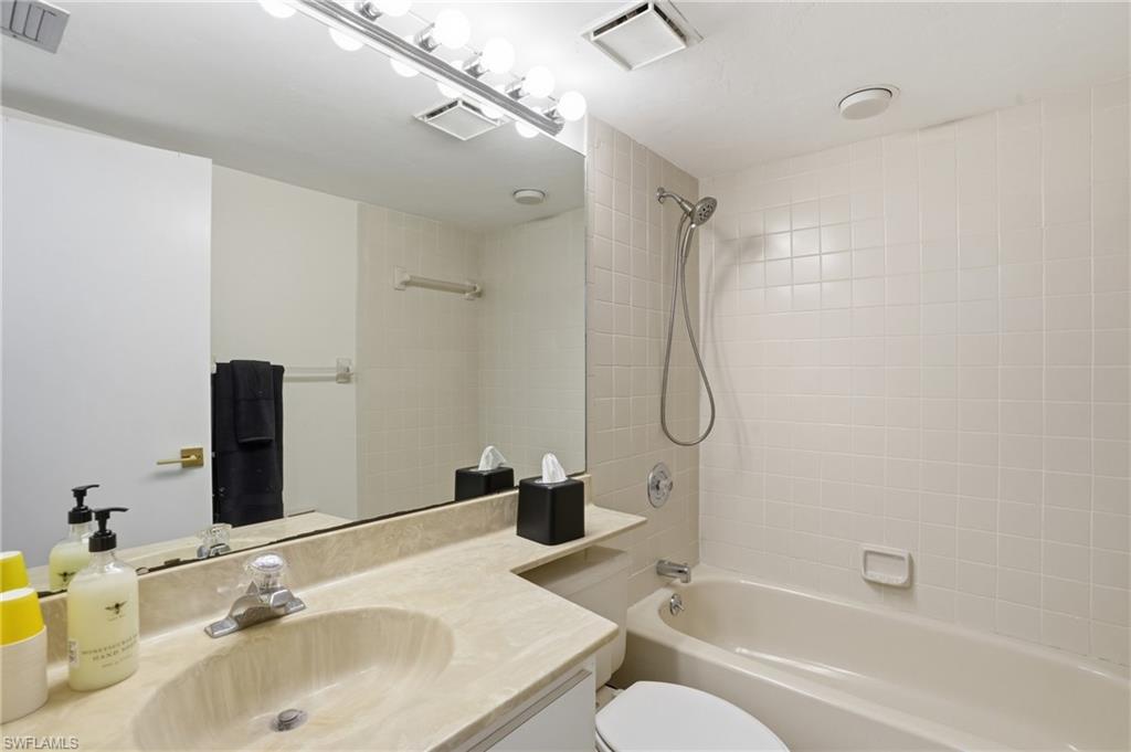 BALTUSROL VILLAGE - Residential