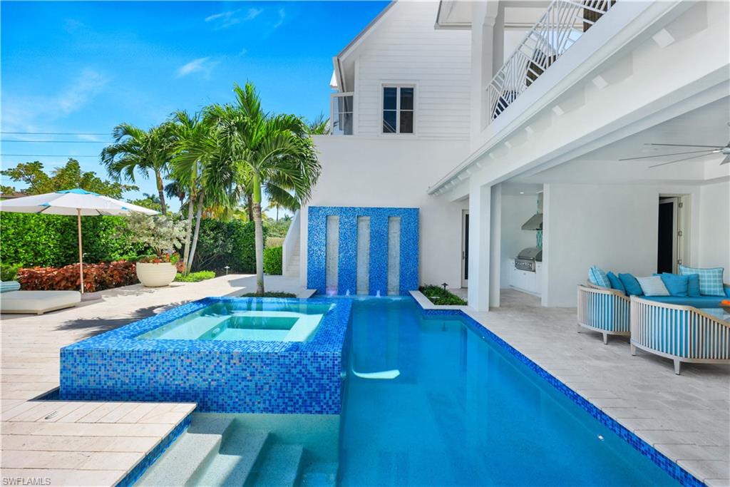 OLDE NAPLES - Residential