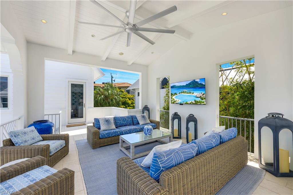 OLDE NAPLES - Residential