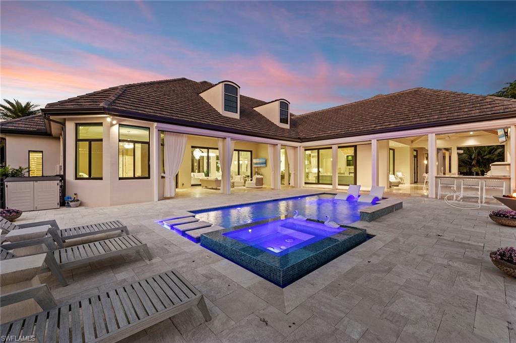 QUAIL WEST - Residential