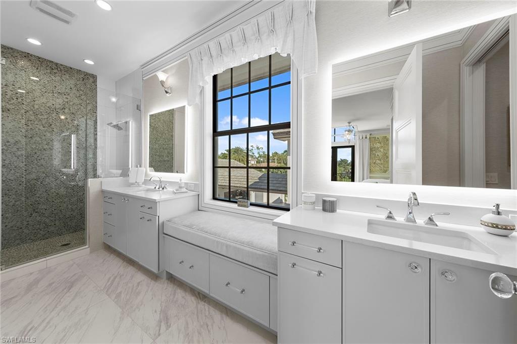 QUAIL WEST - Residential