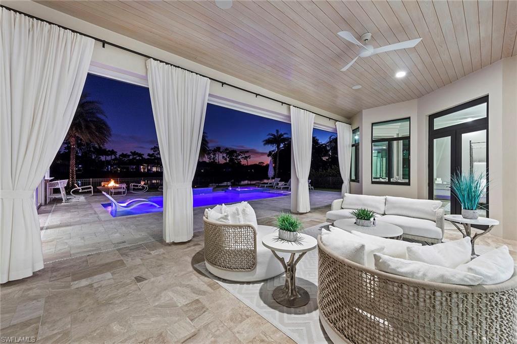 QUAIL WEST - Residential