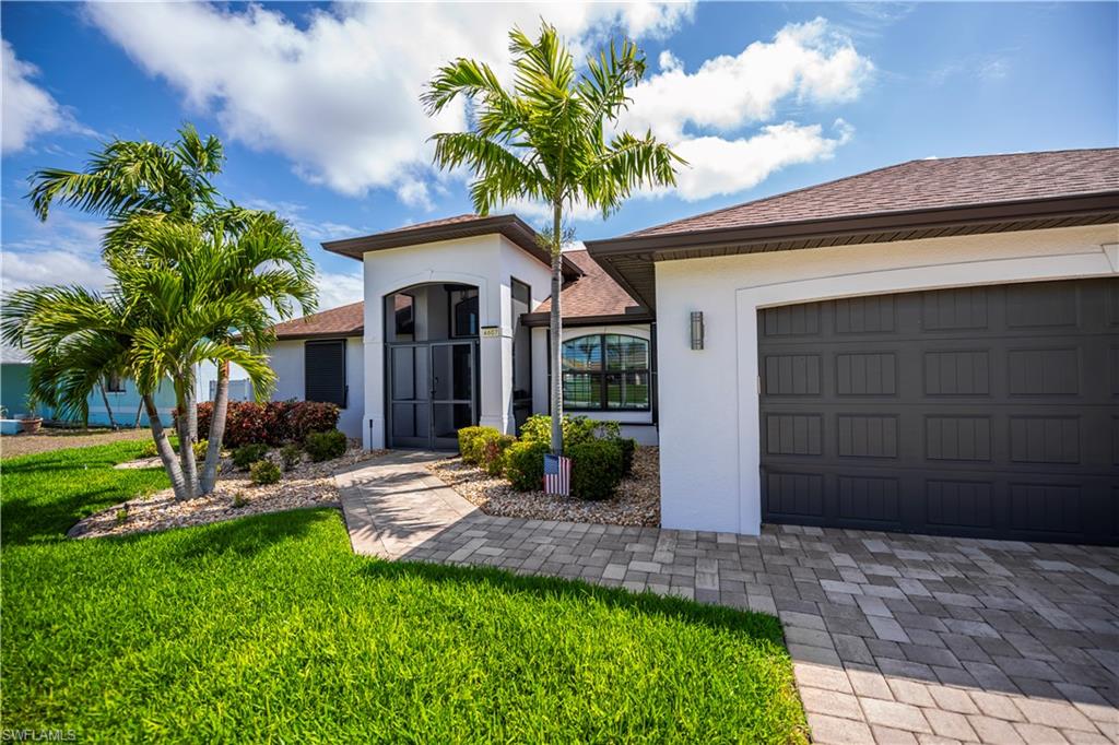CAPE CORAL - Residential