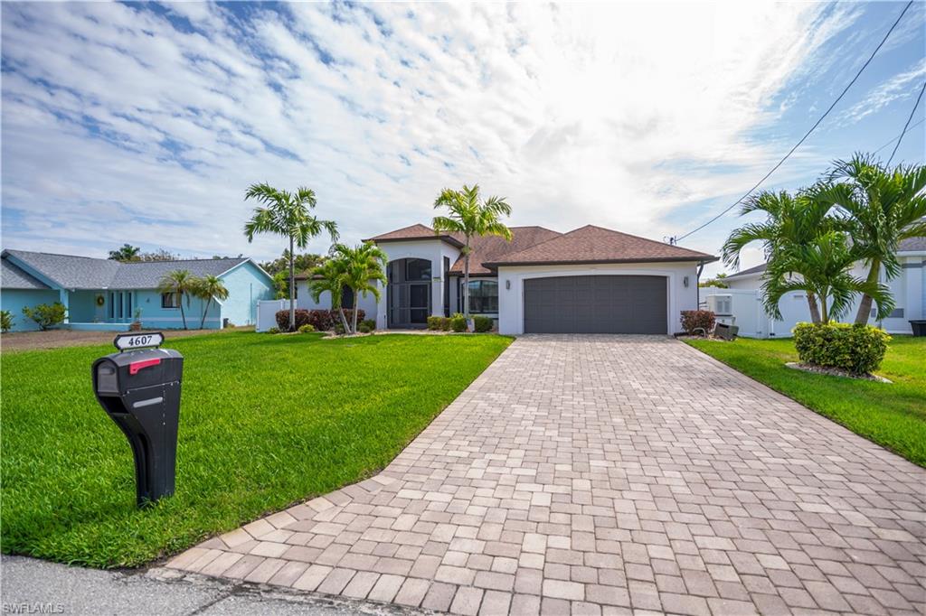 CAPE CORAL - Residential