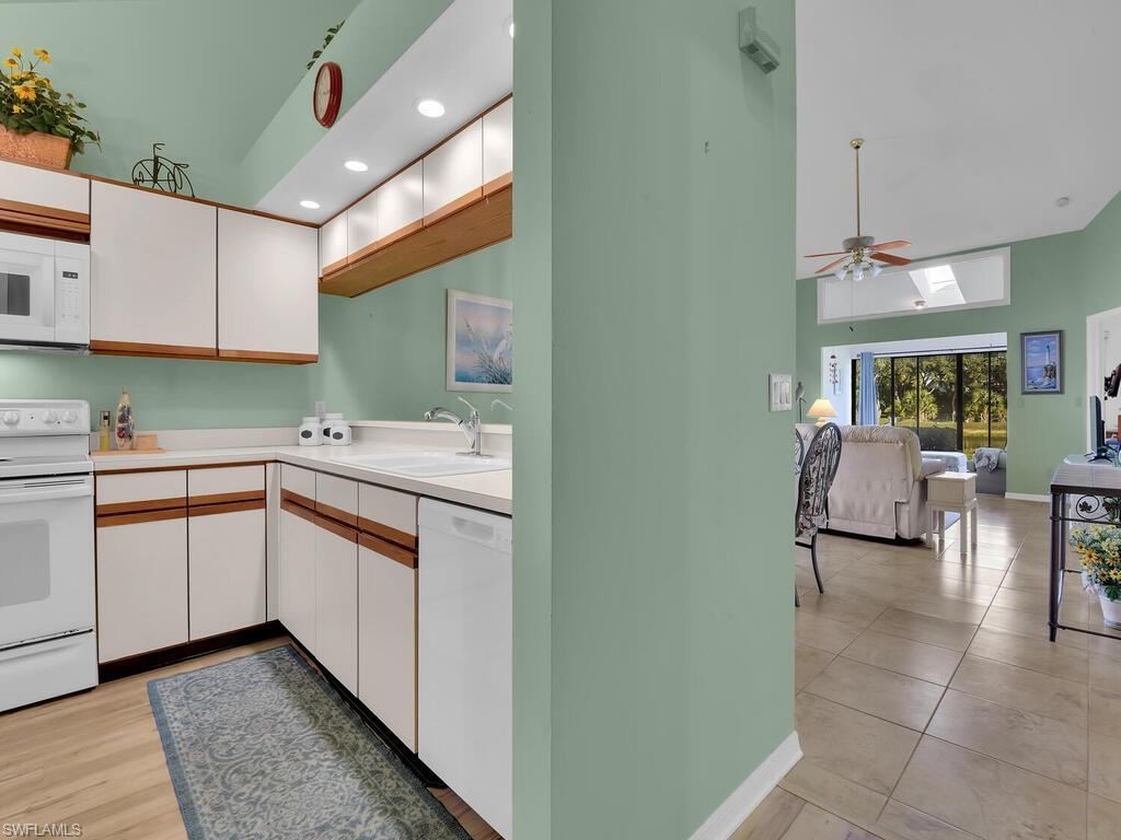 VILLAS VILLAGE - Residential