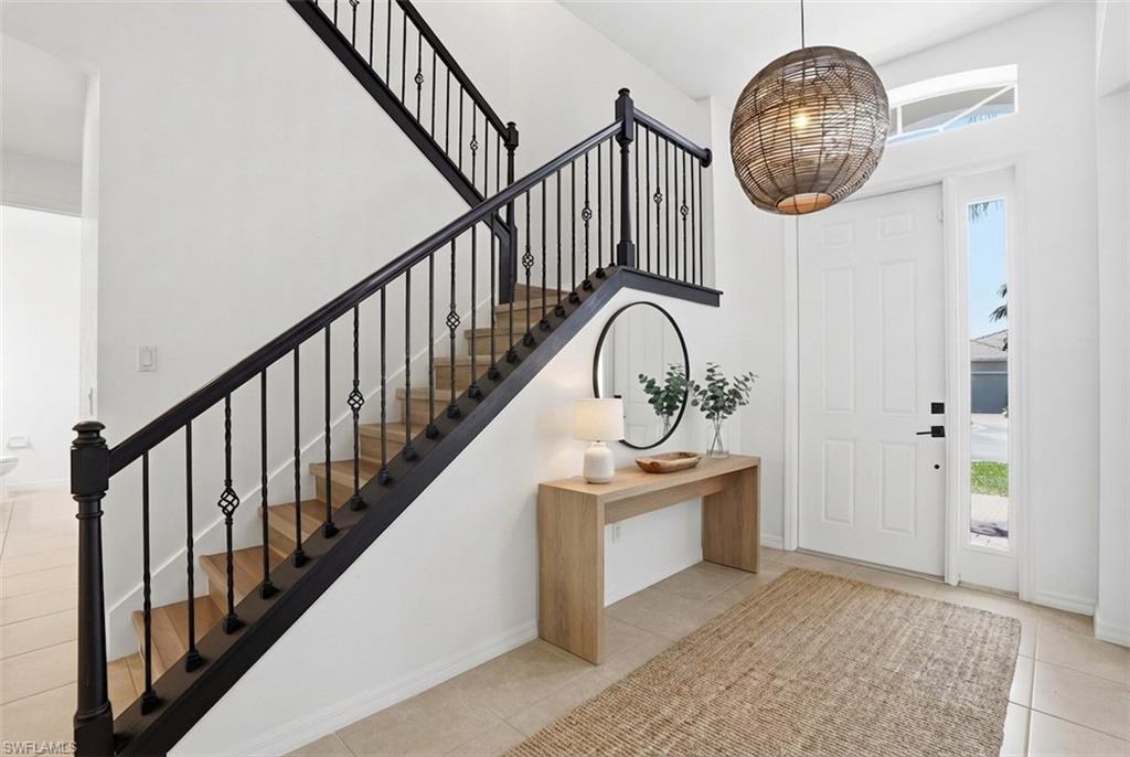 BANYAN BAY - Residential