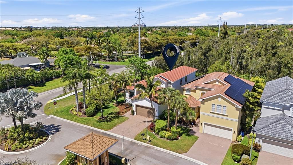 BANYAN BAY - Residential