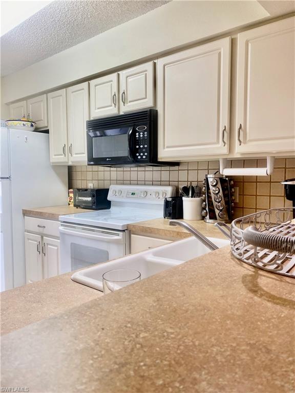 VERANDAS AT QUAIL RUN - Residential