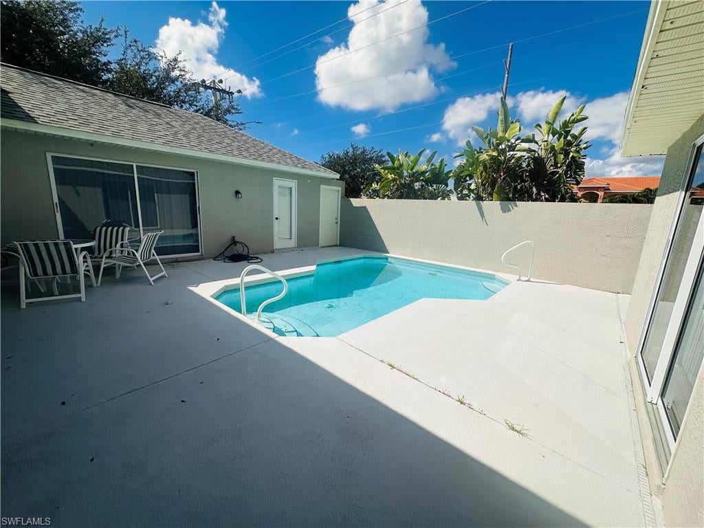 102 SE 39th TER