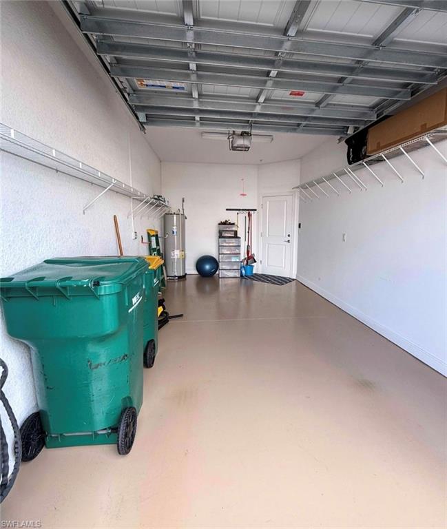 CARRIAGE HOMES AT LIVINGSTON LAKES - Residential Lease