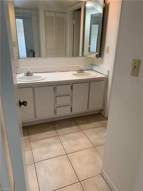 PARKWOODS TOWNHOUSE COMMUNITY - Residential