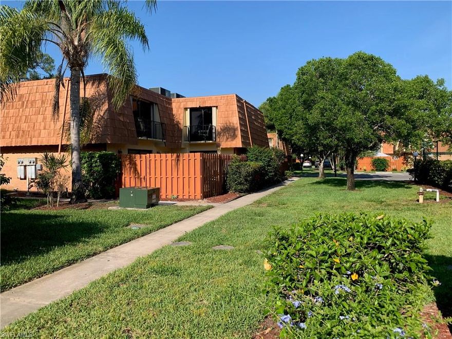 VERY CENTRAL LOCATION in Ft Myers, CLOSE TO EVERYTHING  **  Ready to move in right away   **  This 1260 sf big 2 bed & 2 bath townhouse, located in the great Parkwoods Townhouse Community, is tucked away from street noise  **  Enjoy the privacy of the tropical surrounding of the outdoor living space when sitting on your well sized courtyard  **  The seller spent about $12,000 for the NEW AC on the NEW roof...money you'll save  **  The tiled living & dining room has a lot of entertaining space and the set of 3 large sliders invites the natural light  **  Open them and increase your living space and include the patio and create a bright and big airy living space  **  For romantic evenings or the few cold days in SW Florida.. there is even a fireplace for you  **  Both balconies & bedrooms have been tiled 2 years ago and are generously sized with ample closet space  **  They feature their own balcony overlooking the courtyard  **  2 reserved parking spots for you cars are close by  **  The community pool is not far  **  Parkwoods is really a lovely community in a great central location located between Summerlin Rd. and U.S. 41 with hundreds of shops and restaurants  **  LOW HOA fees!!