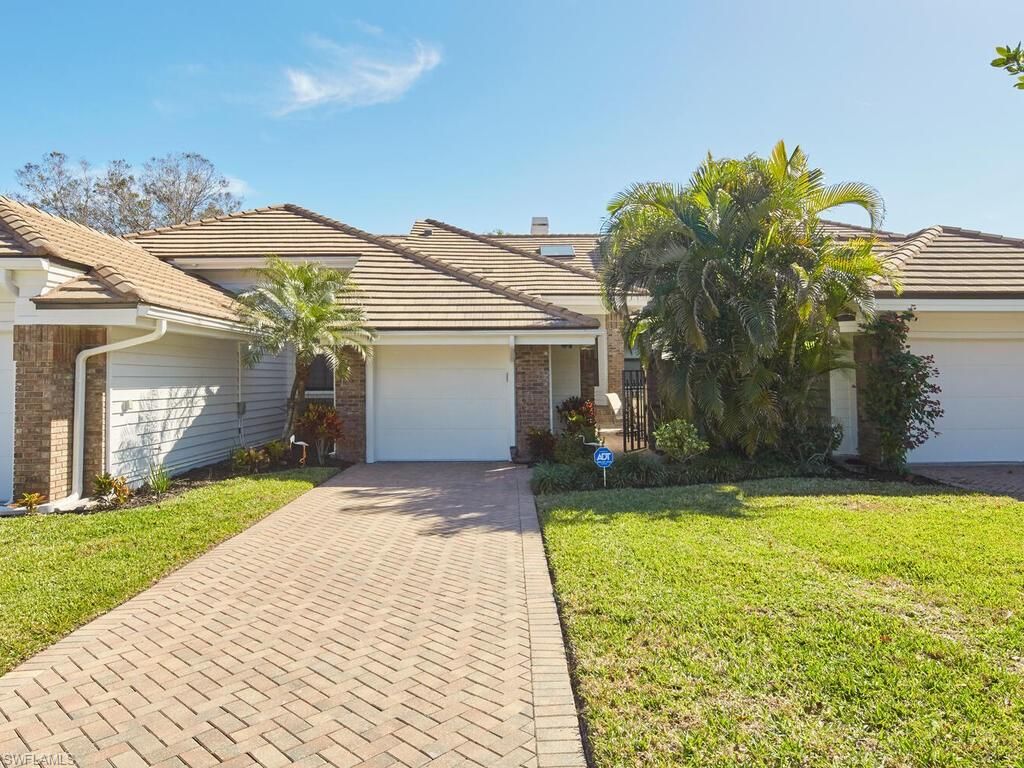 Photo of 575 Park Shore DR #H2, NAPLES, FL 34103 (MLS # 225072466)