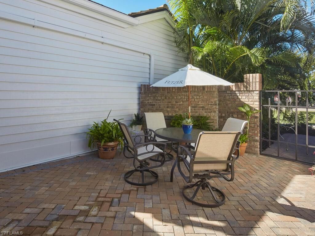 Photo of 575 Park Shore DR #H2, NAPLES, FL 34103 (MLS # 225072466)