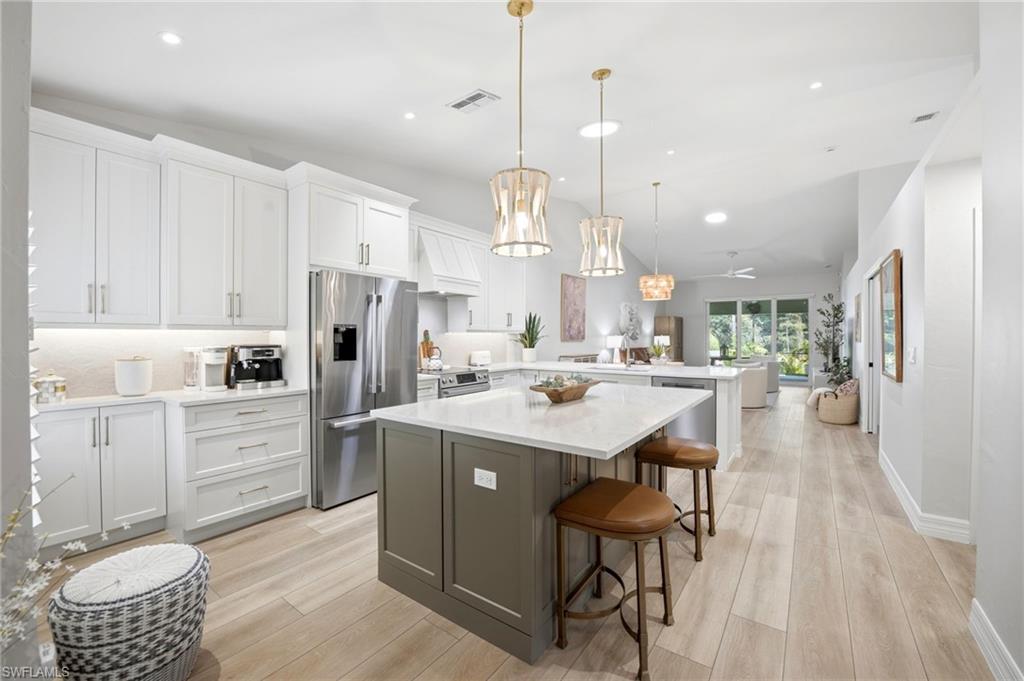 8089 San Vista CIR 3-3R