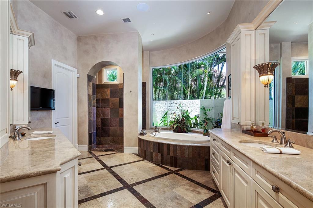 SPRING RIDGE - Residential