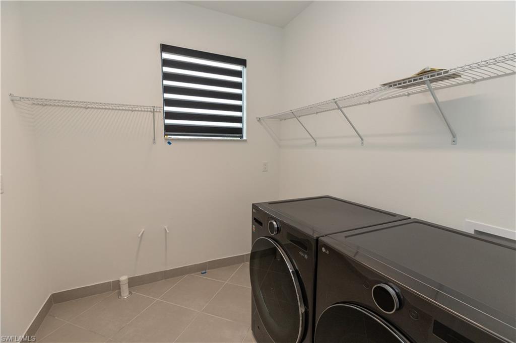 RIVERCREEK IN ESTERO - Residential