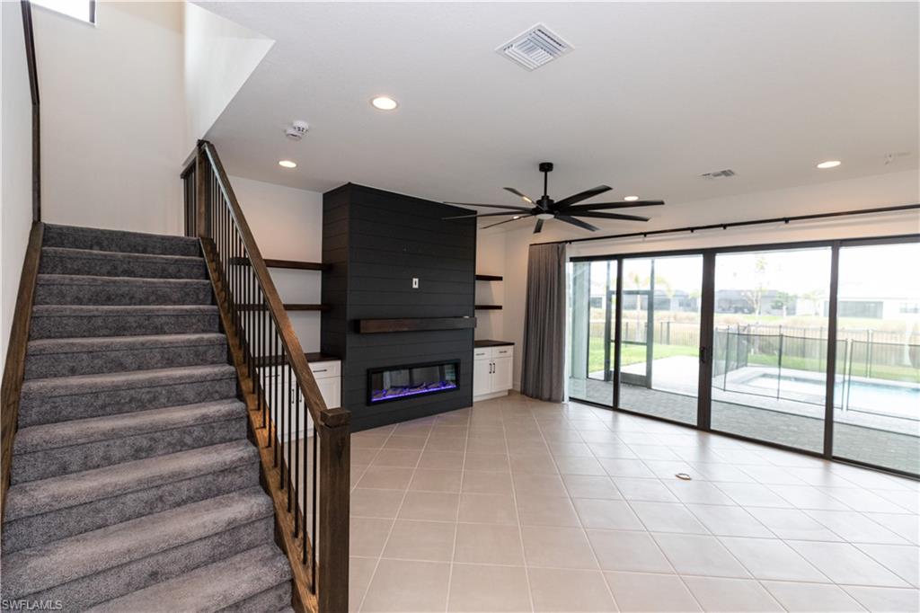 RIVERCREEK IN ESTERO - Residential