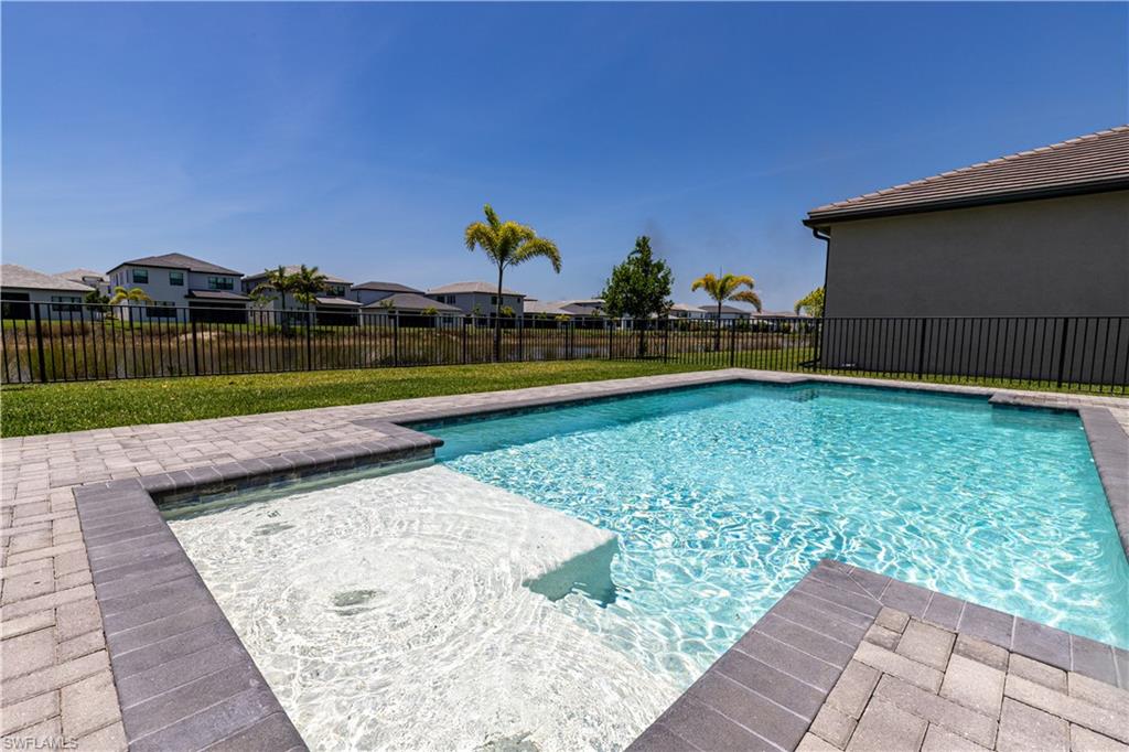 RIVERCREEK IN ESTERO - Residential