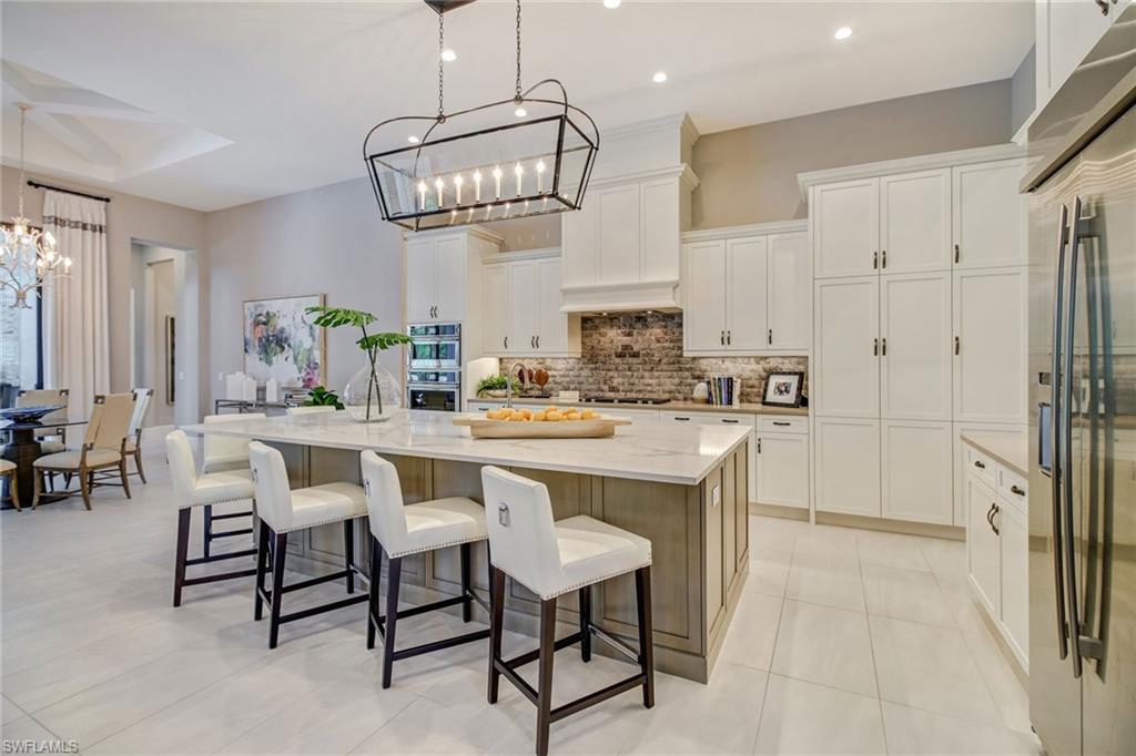 PINE RIDGE - Residential