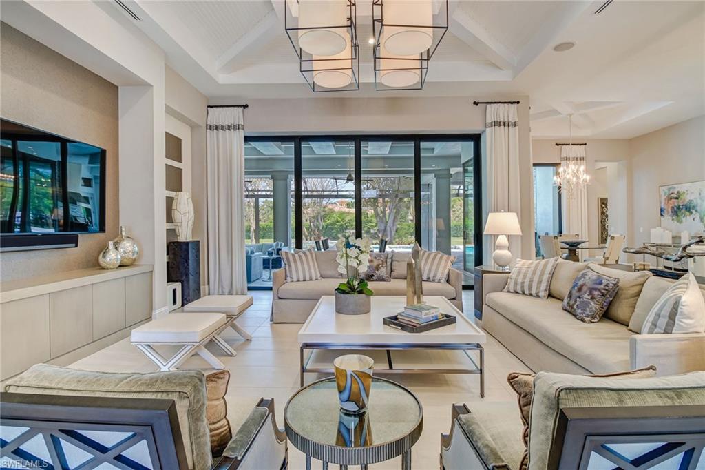 PINE RIDGE - Residential