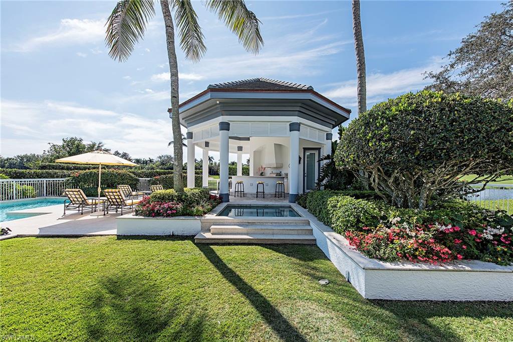 ESTATES AT BAY COLONY GOLF CLUB - Residential