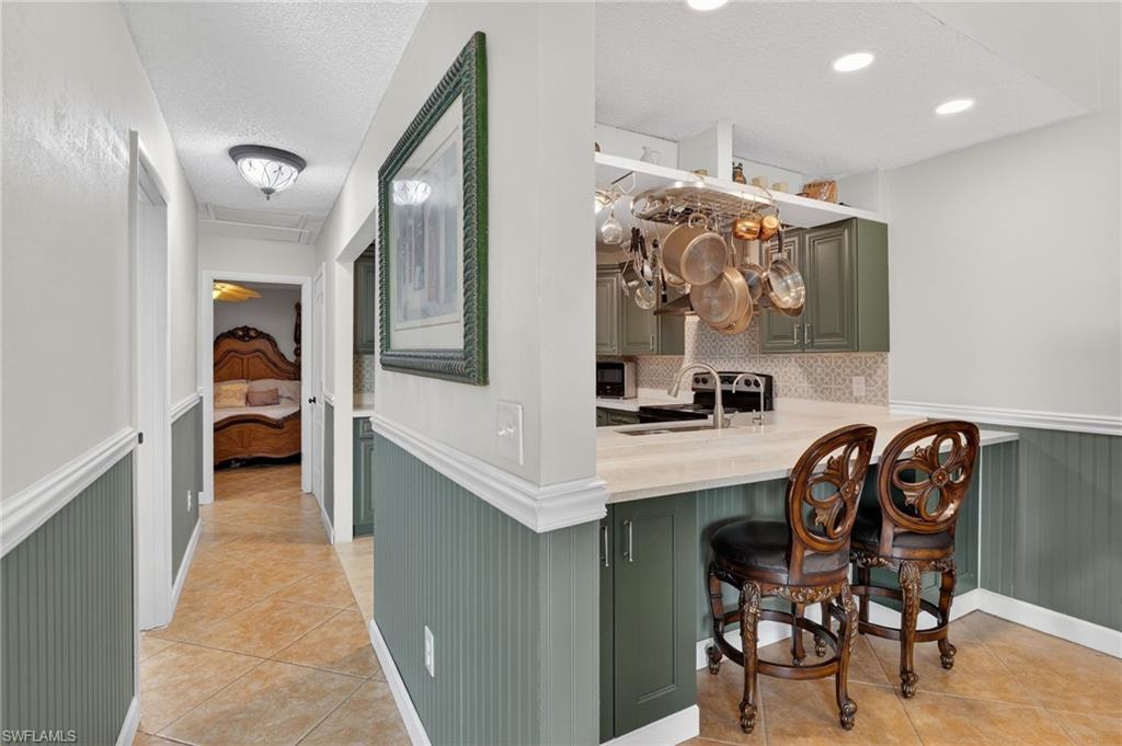 ROYAL WOODS - Residential