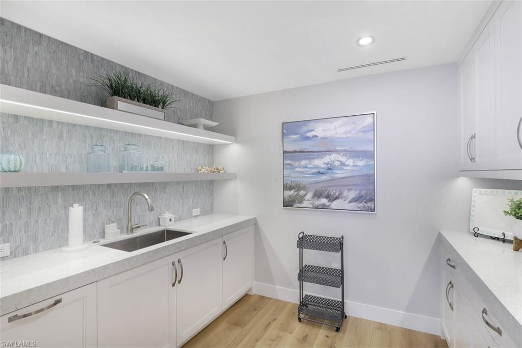 KALEA BAY TOWER 200 - Residential