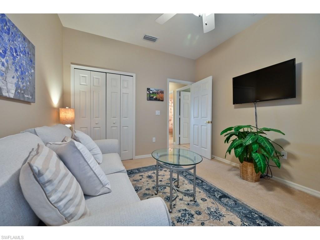 ASHTON OAKS - Residential