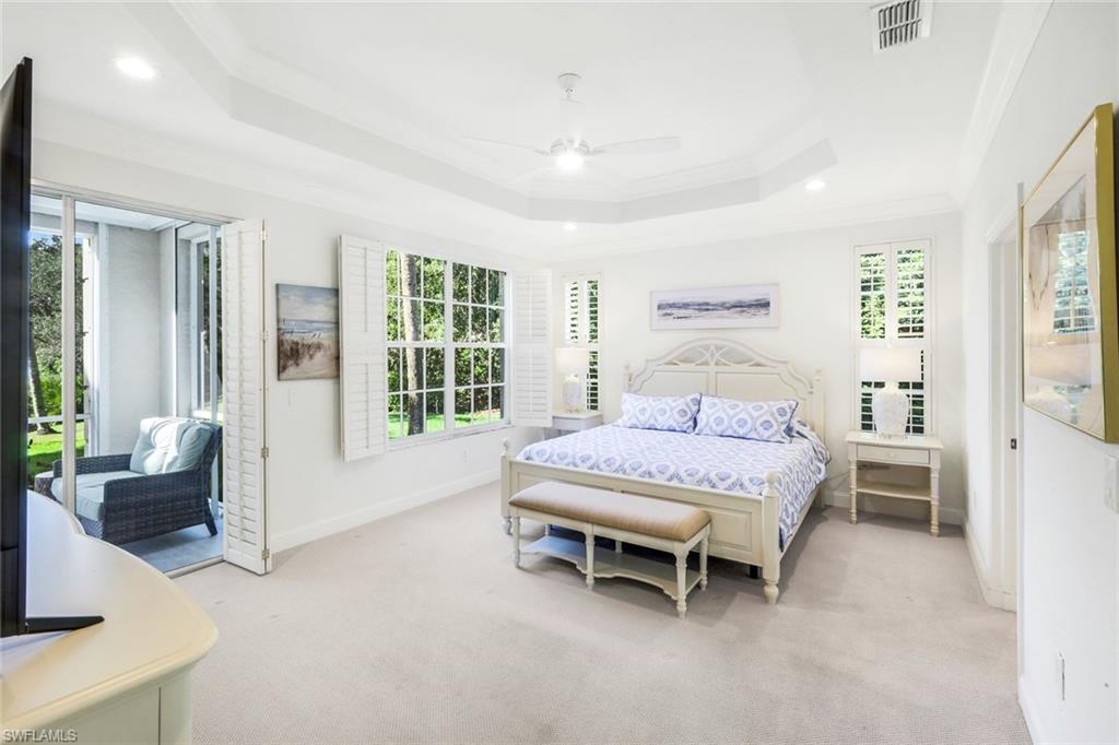 THE HAMPTONS - Residential