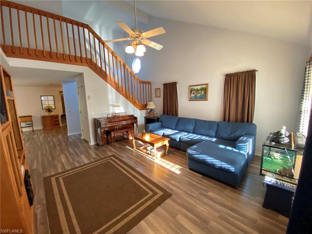 SAN CARLOS PARK - Residential