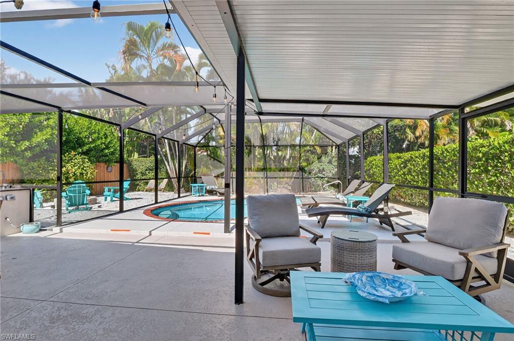 NAPLES PARK - Residential