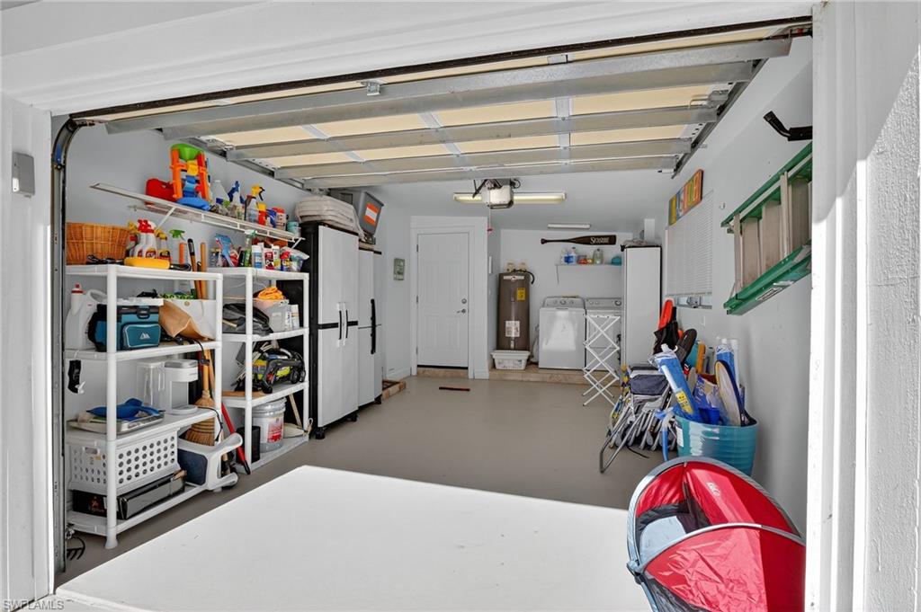 NAPLES PARK - Residential