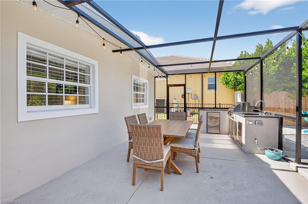 NAPLES PARK - Residential