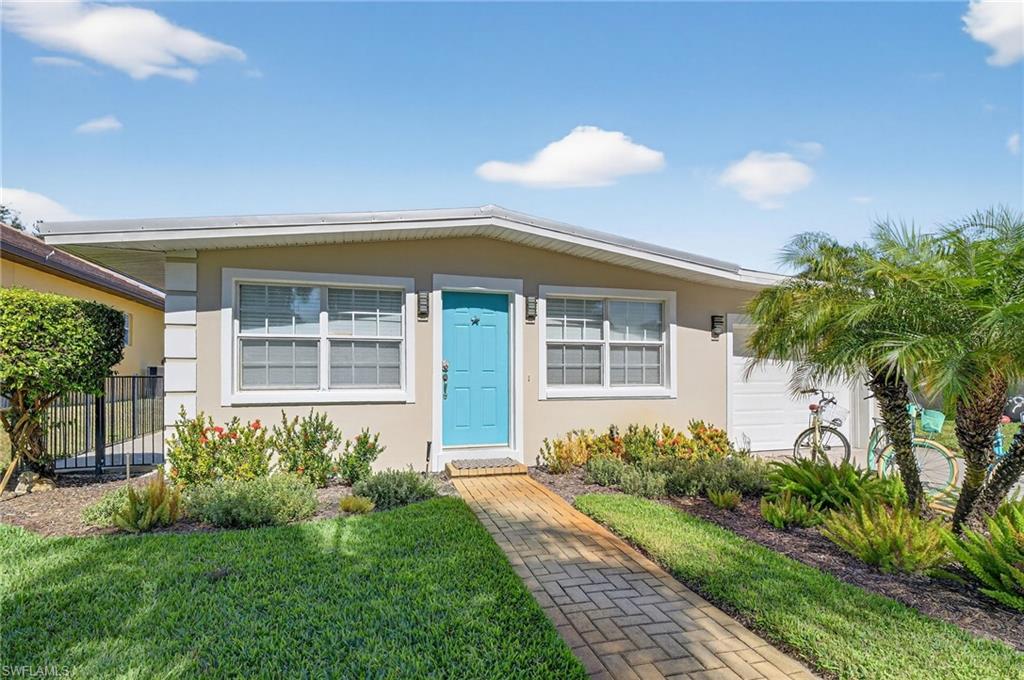 NAPLES PARK - Residential