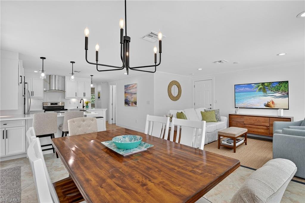 NAPLES PARK - Residential