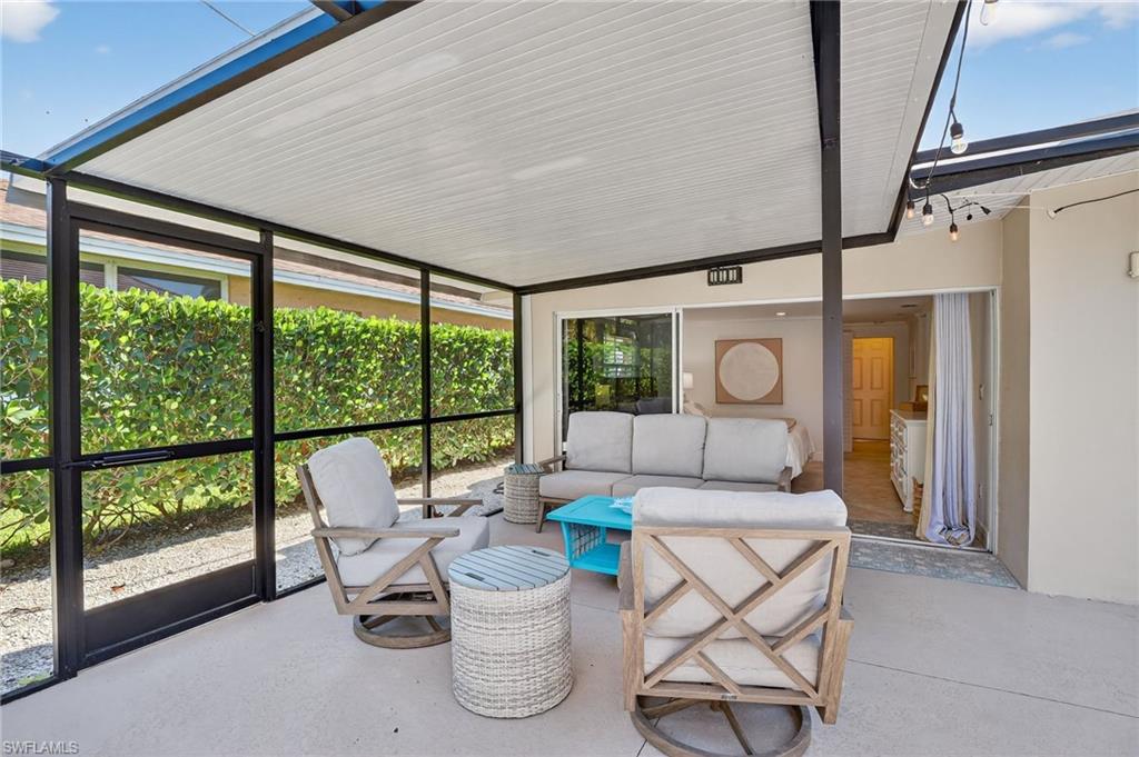 NAPLES PARK - Residential