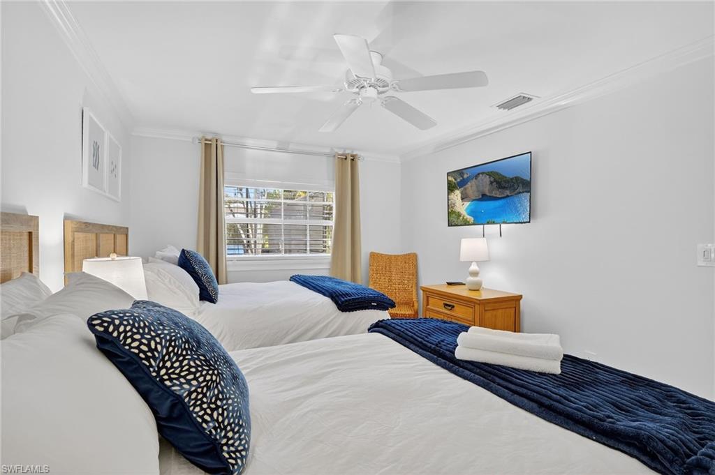 NAPLES PARK - Residential